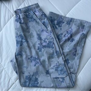 Gilly Hicks Wide Leg Cargo Pant